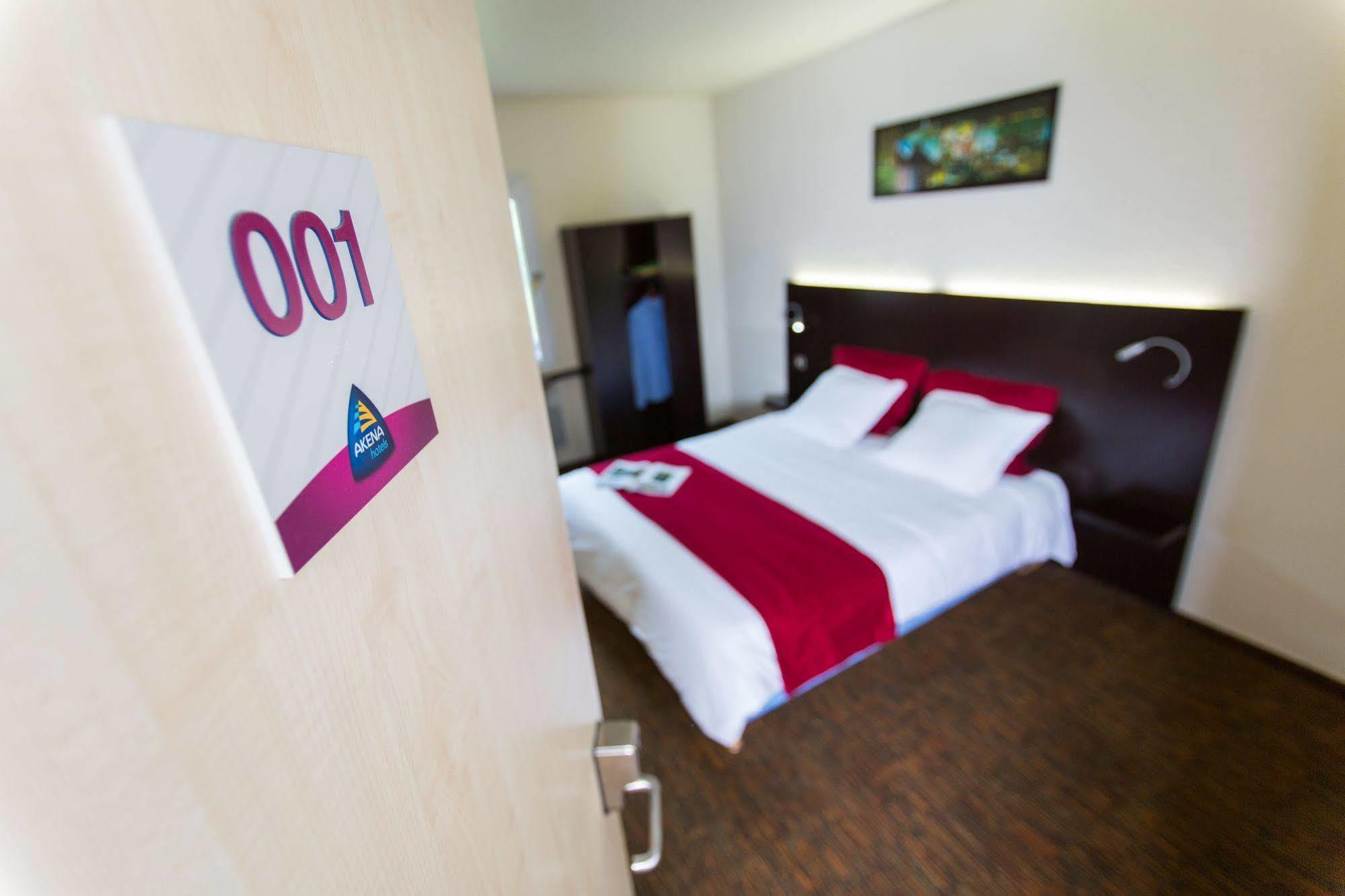 Hotel Akena Creil - Clermont Agnetz Exterior photo